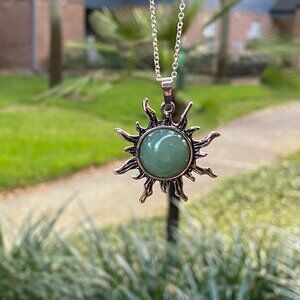 NEW Green Aventurine Sun Necklace Green Sun Pendant w Silver Plated Alloy Chain
